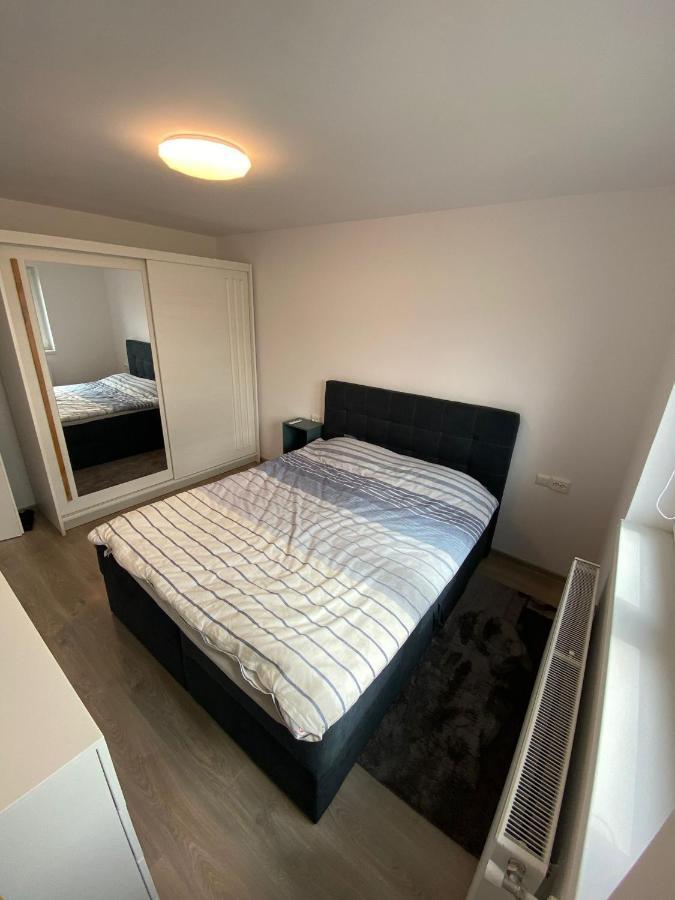 Apartament „Viena” - 2 Camere เชลิมบาร์ ภายนอก รูปภาพ